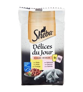 Alimento Per Gatti In Salsa Con Pollo, Salmone