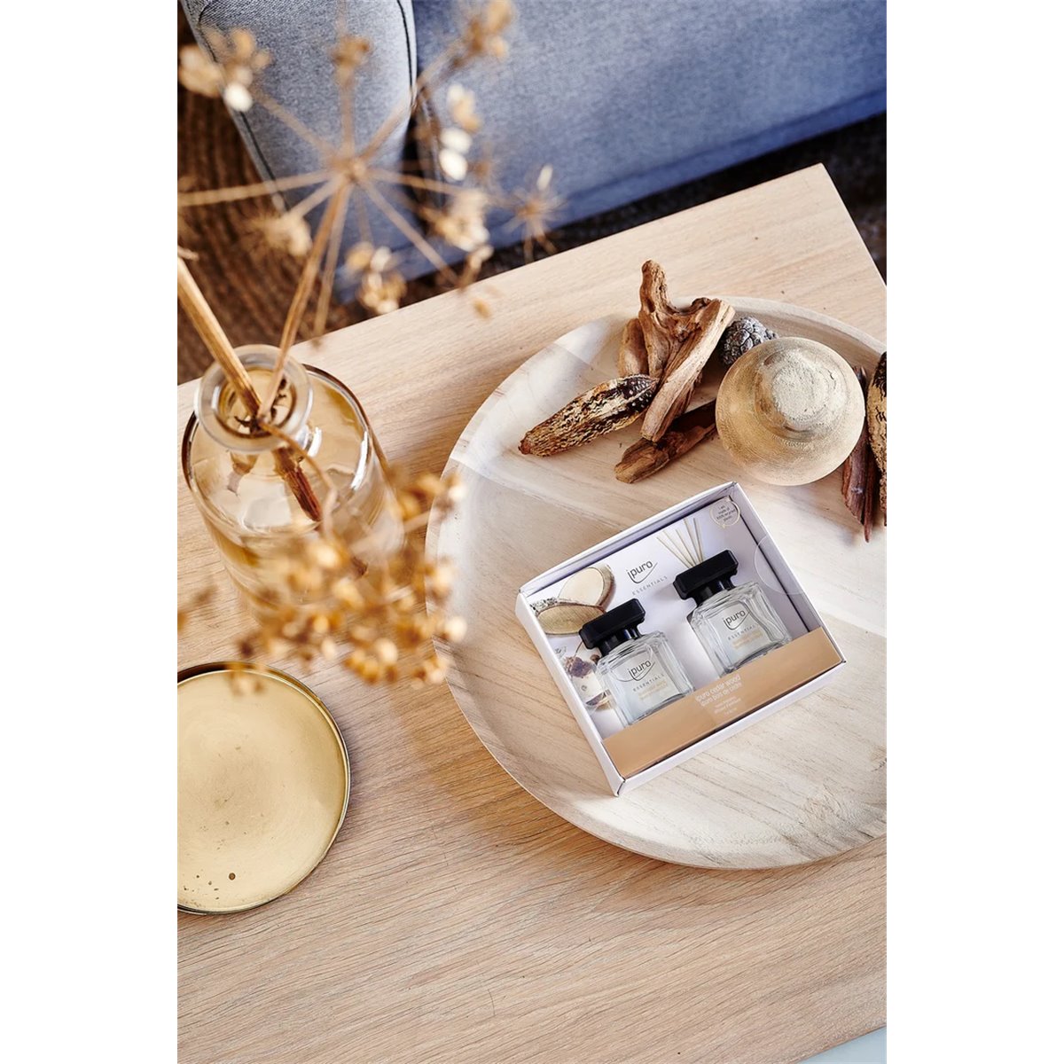 ESSENTIALS Cedar Wood