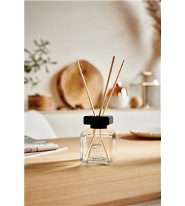 ESSENTIALS Cedar Wood