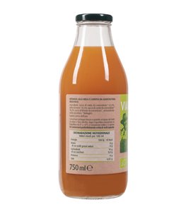 BEVANDA ALLA MELA E CAROTA